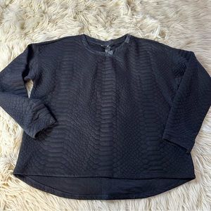 H&M textured black crew neck sweater